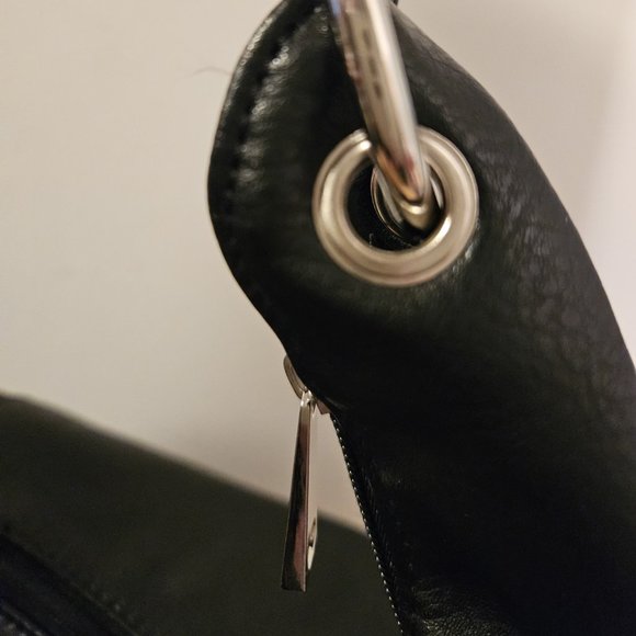 Black Bucket Bag Handbag Silver Hardware Faceted Beads & Chain Side Pockets - Picture 4 of 6